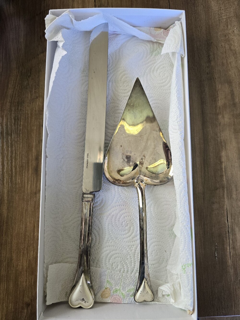 Vintage International Silver Co Heart 2-Piece Cake Server & Knife Set